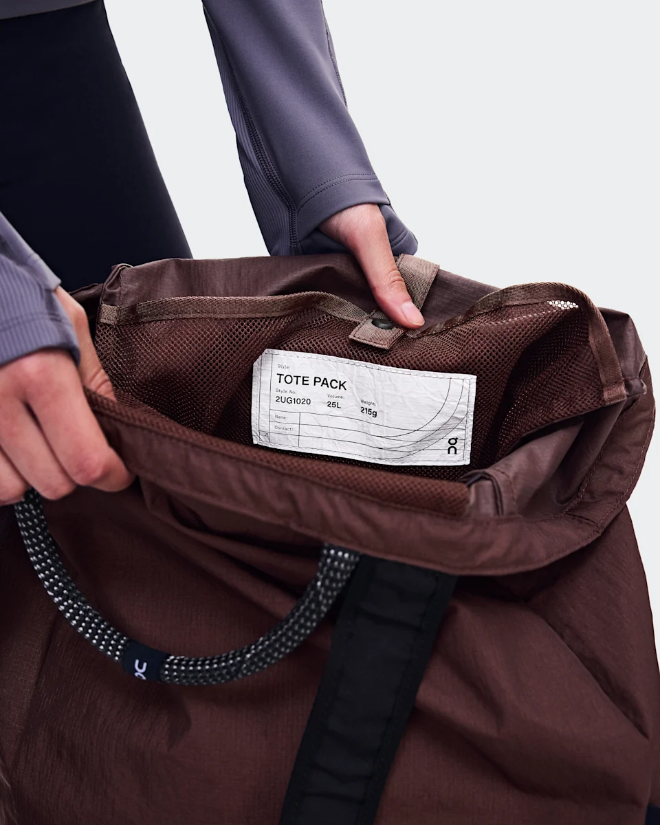 On Tote Pack 25L Cacao & Black 