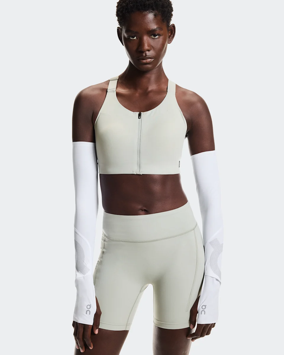 On Solar Arm Sleeves White
