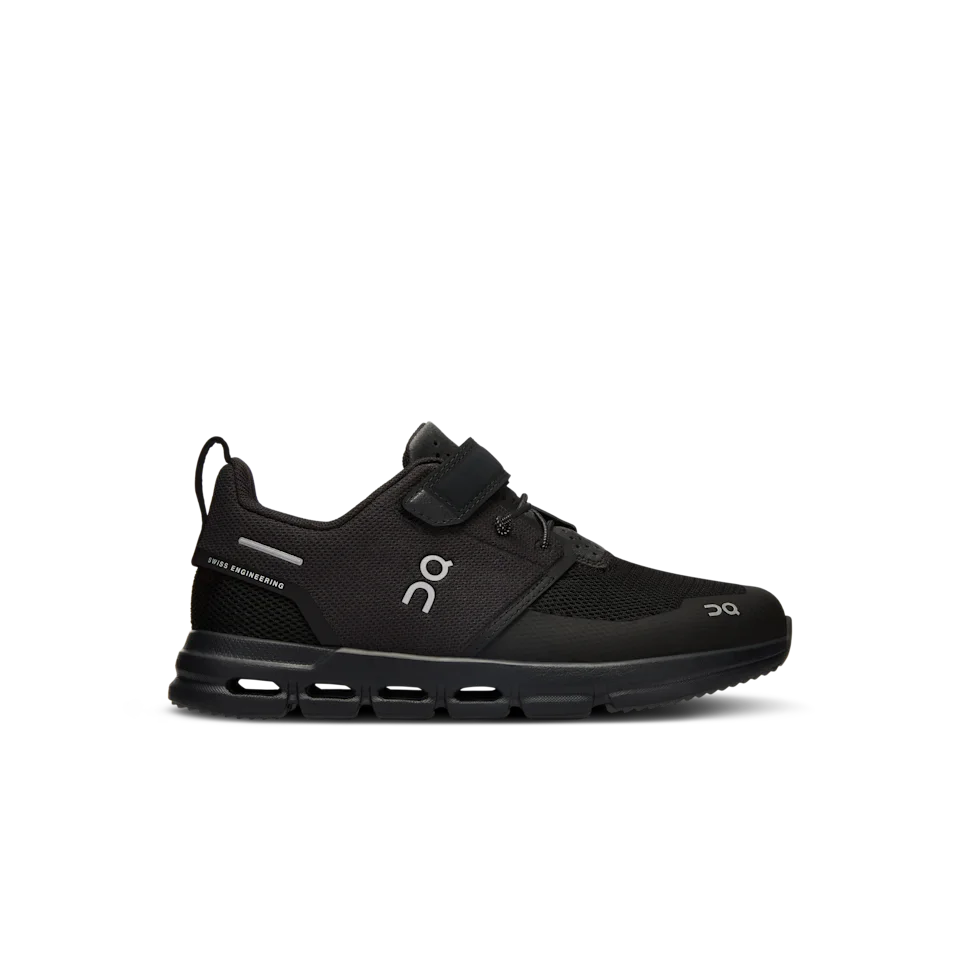 On Cloud Play All Black 