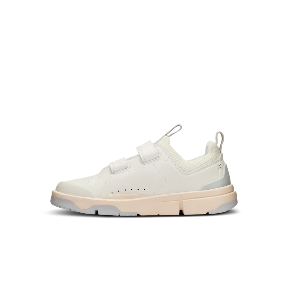 On THE ROGER Kids White & Glacier 