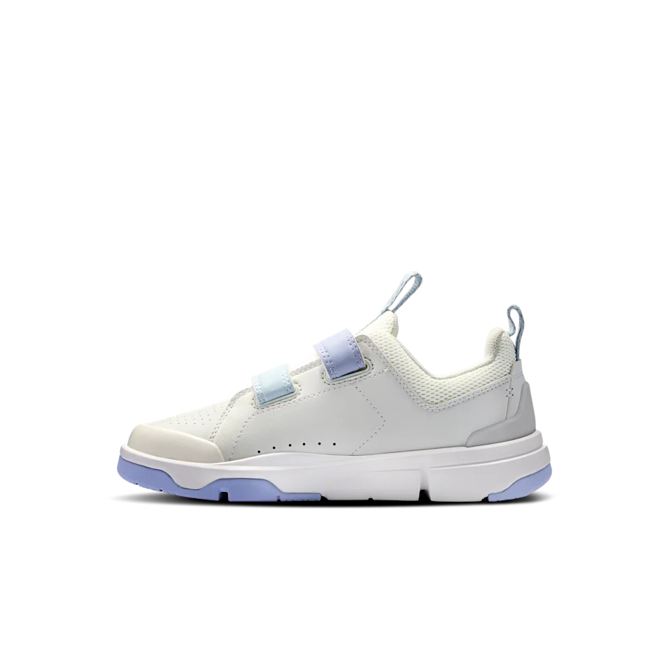 On THE ROGER Kids Ivory & Nimbus 