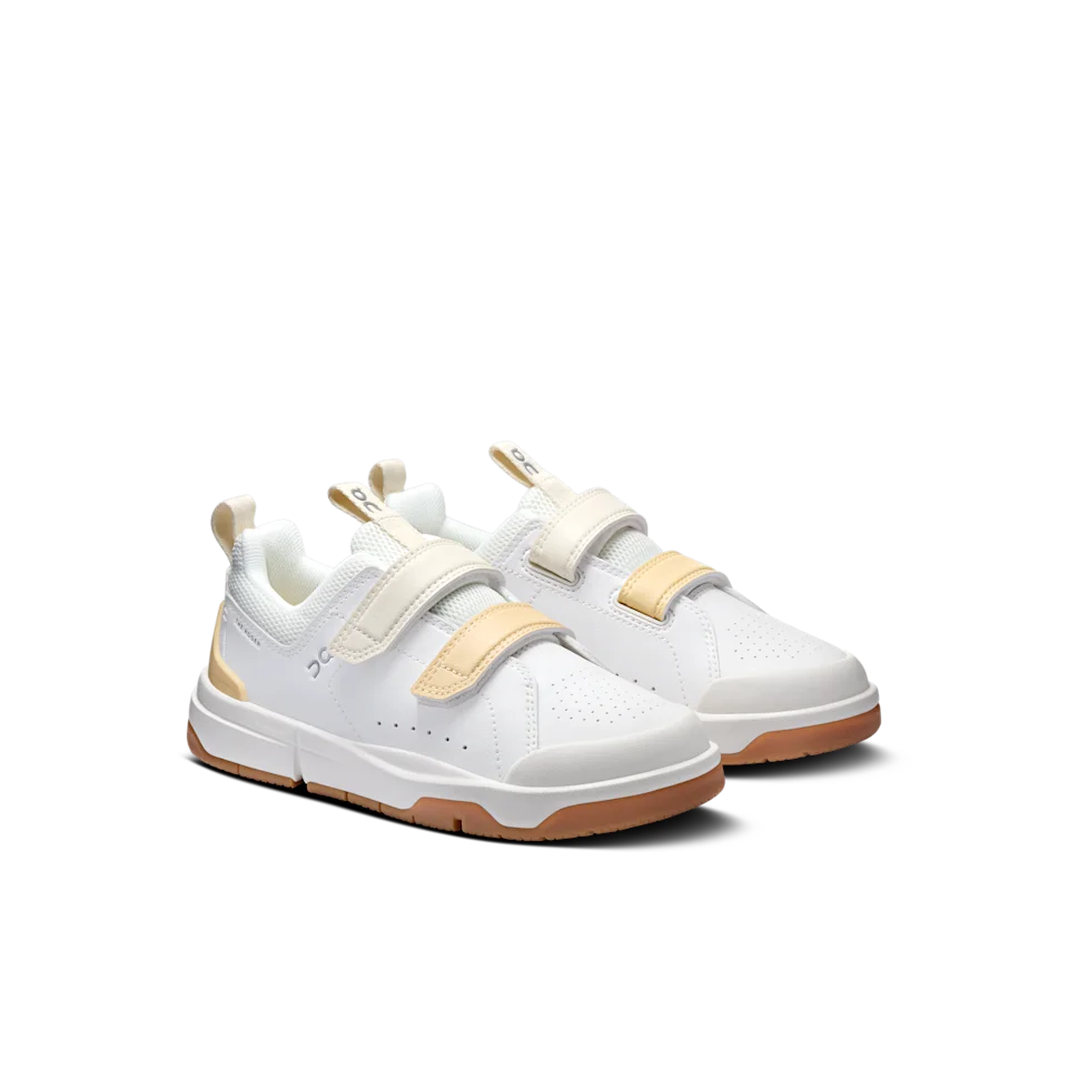 On THE ROGER Kids White & Blonde 