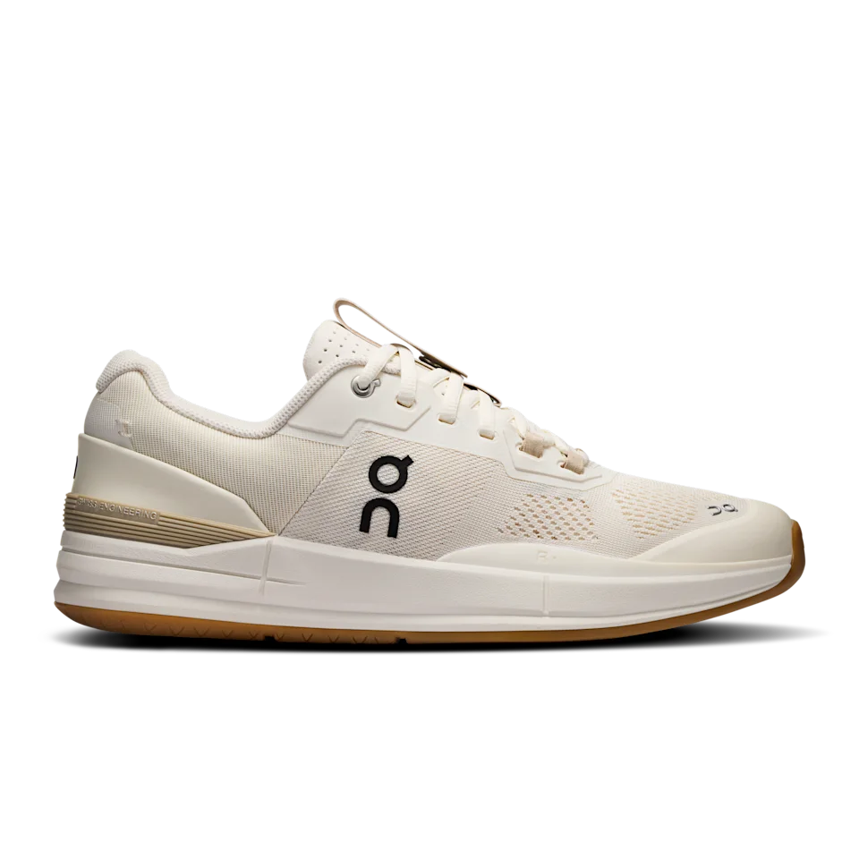 On THE ROGER Pro Ivory & Ivory Feminino