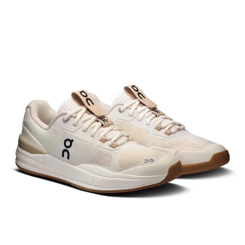 On THE ROGER Pro Ivory & Ivory Feminino