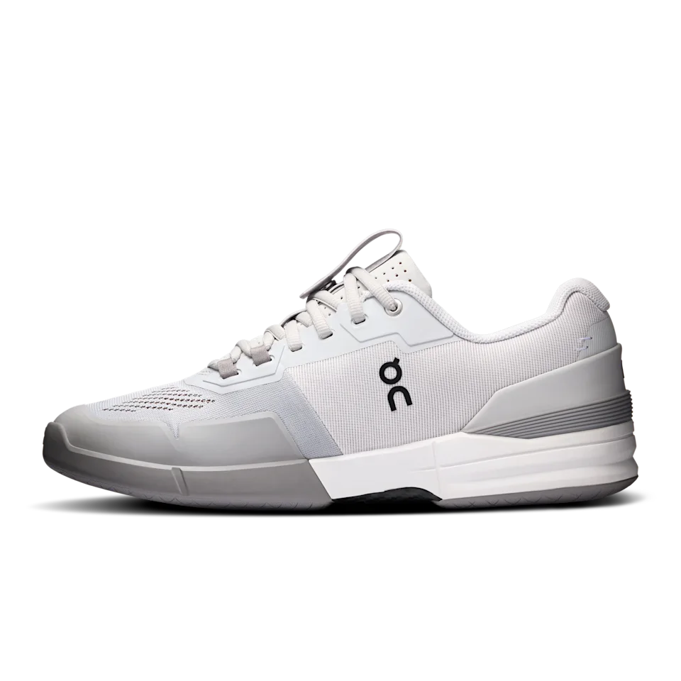 On THE ROGER Pro Wolf & Ore Feminino