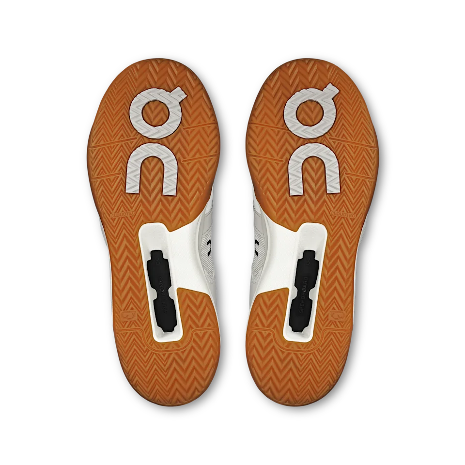 On THE ROGER Clubhouse Pro Ivory & Flame Masculino
