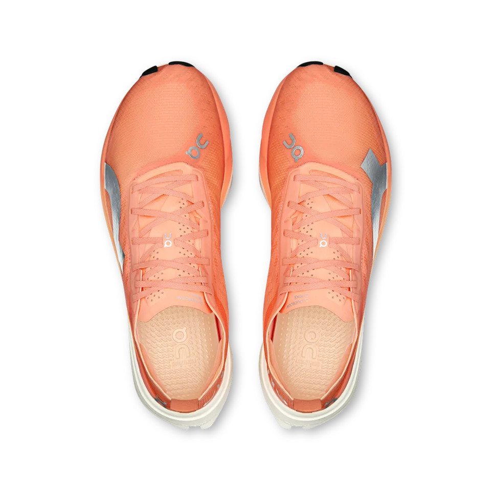 On Cloudboom Strike Sunstone & White Masculino
