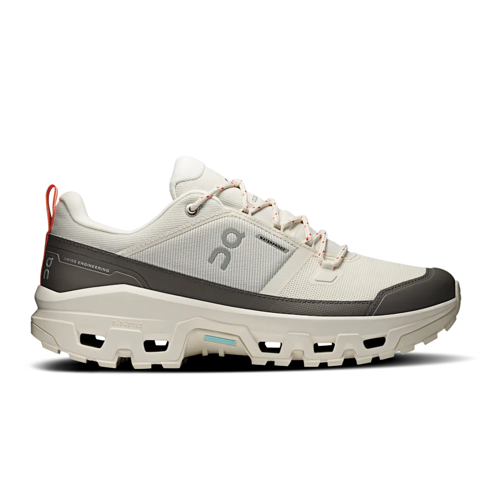 On Cloudrock Low Waterproof Ivory & Ivory Masculino – Caminhada em trilha, Missiongrip™, terreno misto
