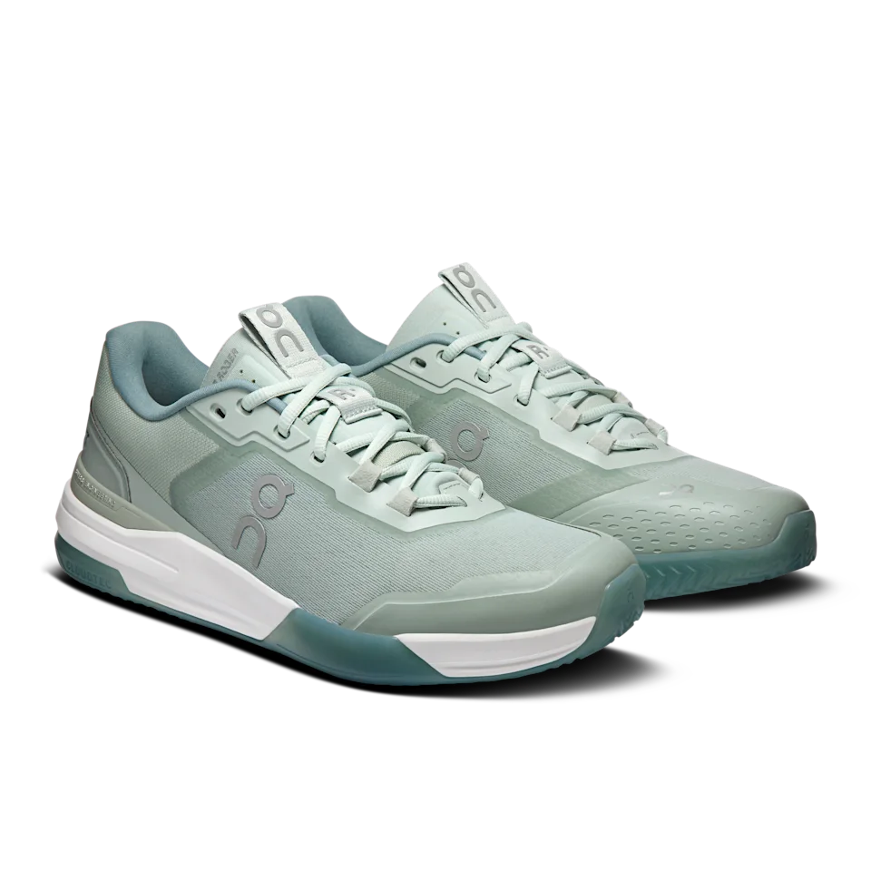 On THE ROGER Advantage Pro Clay Mineral & Linen Masculino