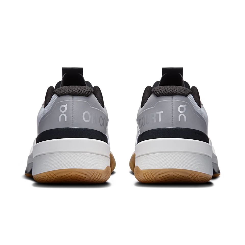 On THE ROGER Pro Fire Glacier & Black Masculino