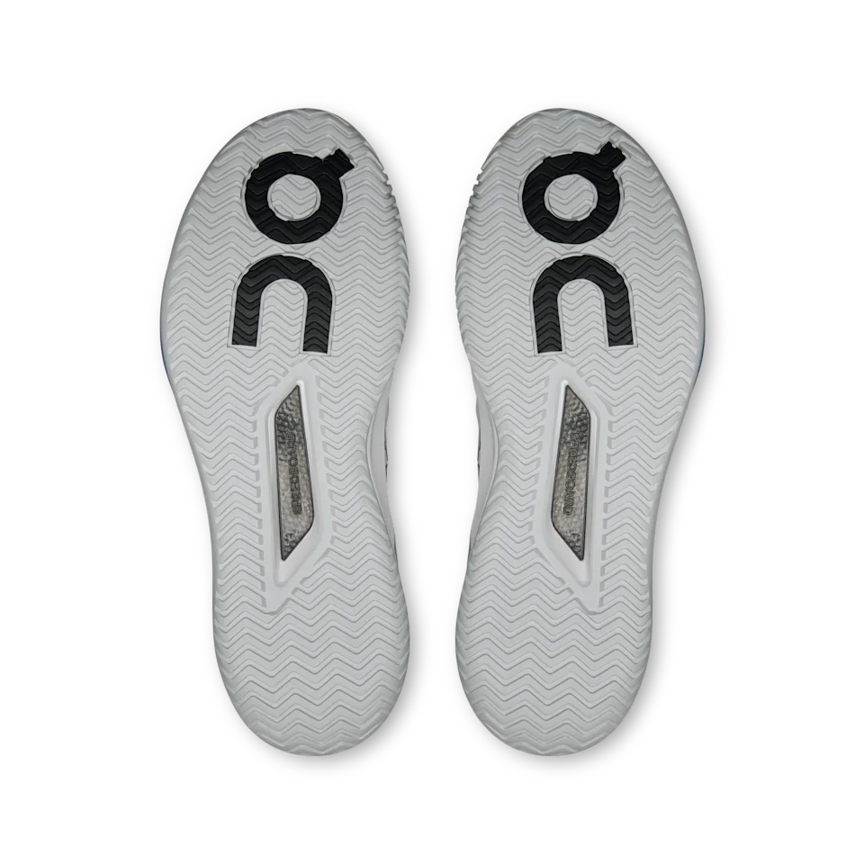 On THE ROGER Pro 3 Clay Ivory & Jay Masculino