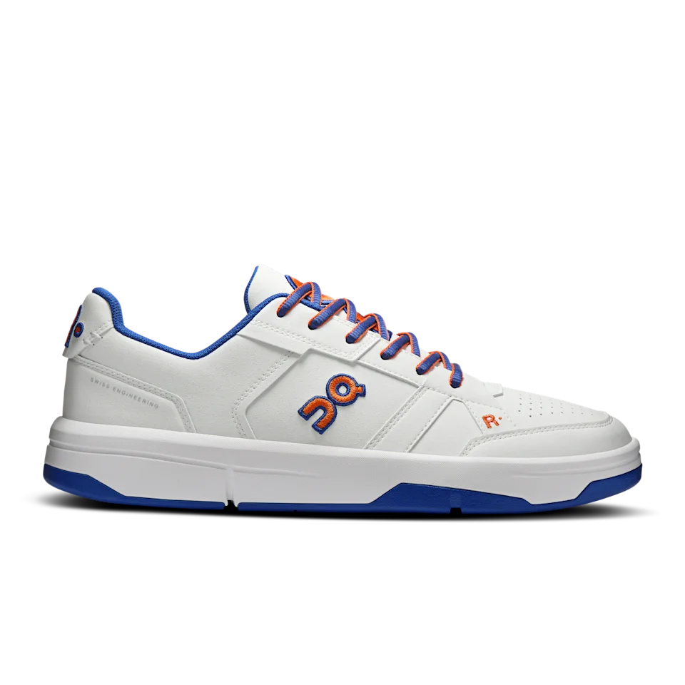 On THE ROGER Clubhouse Varsity White & Indigo Masculino
