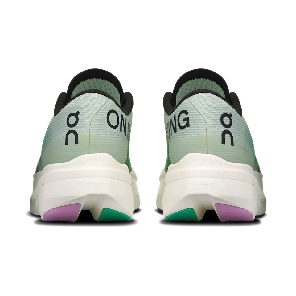 On Cloudboom Volt Iceberg & Mantis Masculino