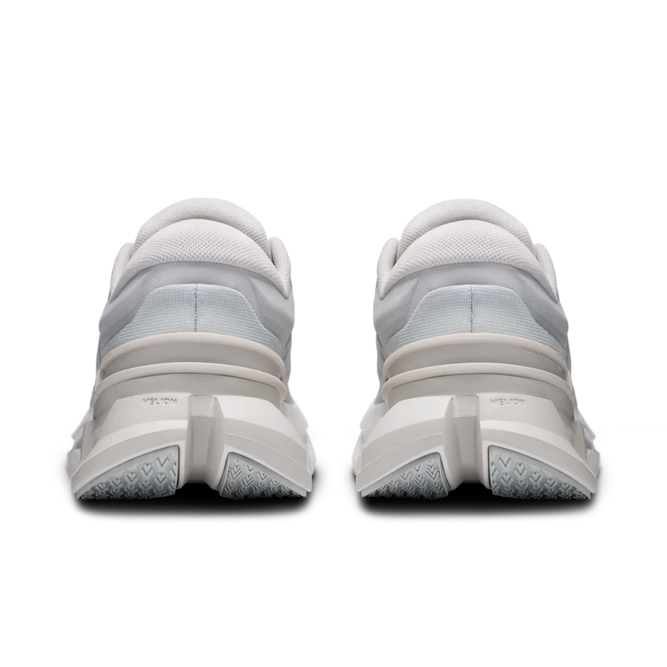 On Cloudflyer 5 Glacier & Wolf Feminino