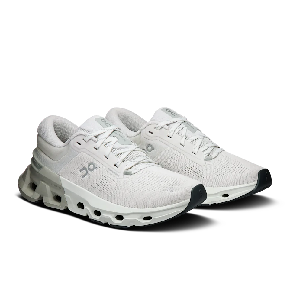On Cloudflyer 5 Ivory & Tin Feminino