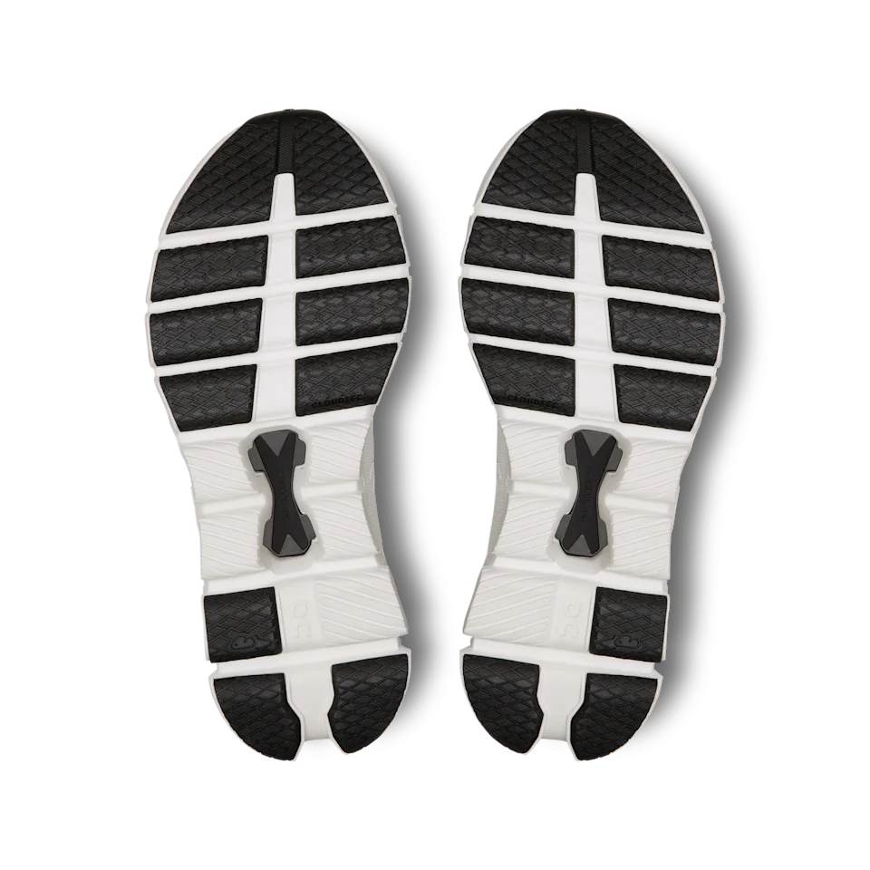 On Cloud X 4 Ivory & Black Feminino