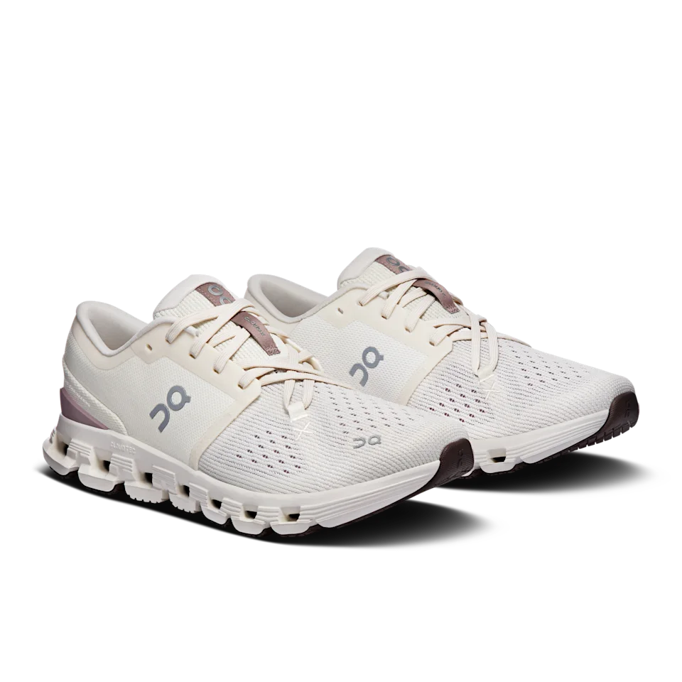 On Cloud X 4 Ivory & Heron Feminino