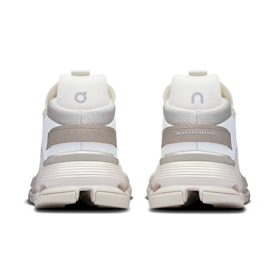 On Cloudnova 2 Ice & Sand Feminino