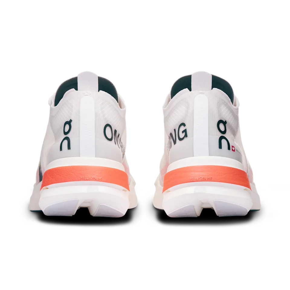 On Cloudboom Strike White & Black Feminino
