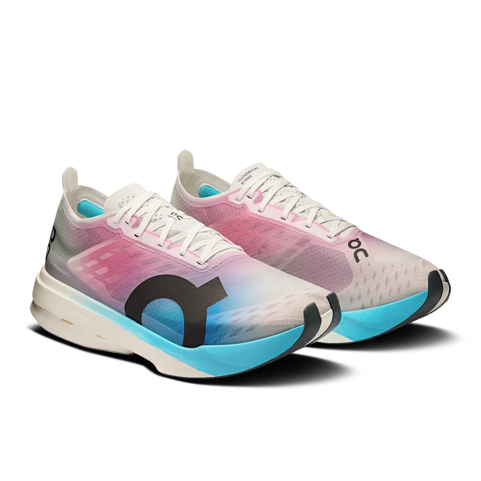 On Cloudboom Strike White & Horizon Feminino