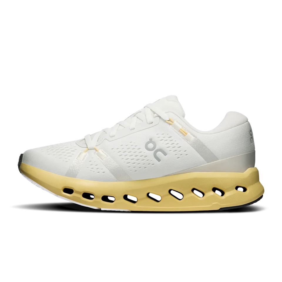 On Cloudsurfer 2 Ivory & Dijon Feminino