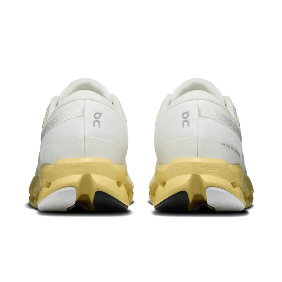 On Cloudsurfer 2 Ivory & Dijon Feminino