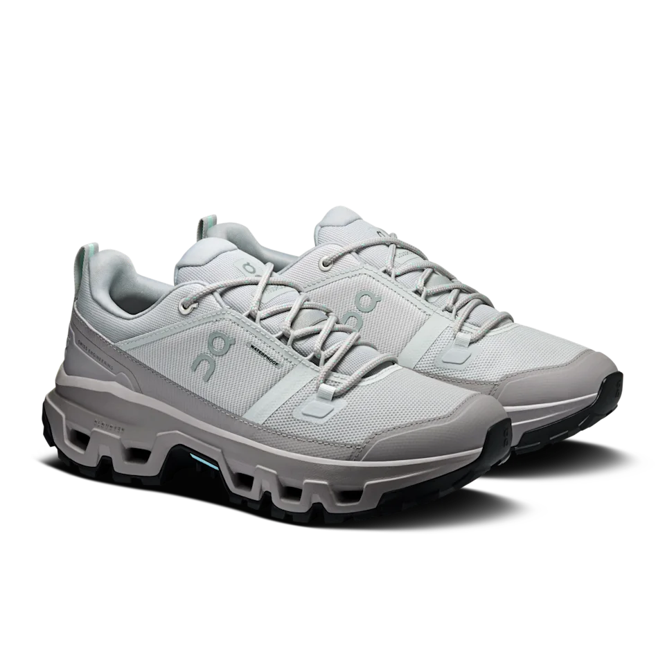 On Cloudrock Low Waterproof Glacier & Ore Feminino