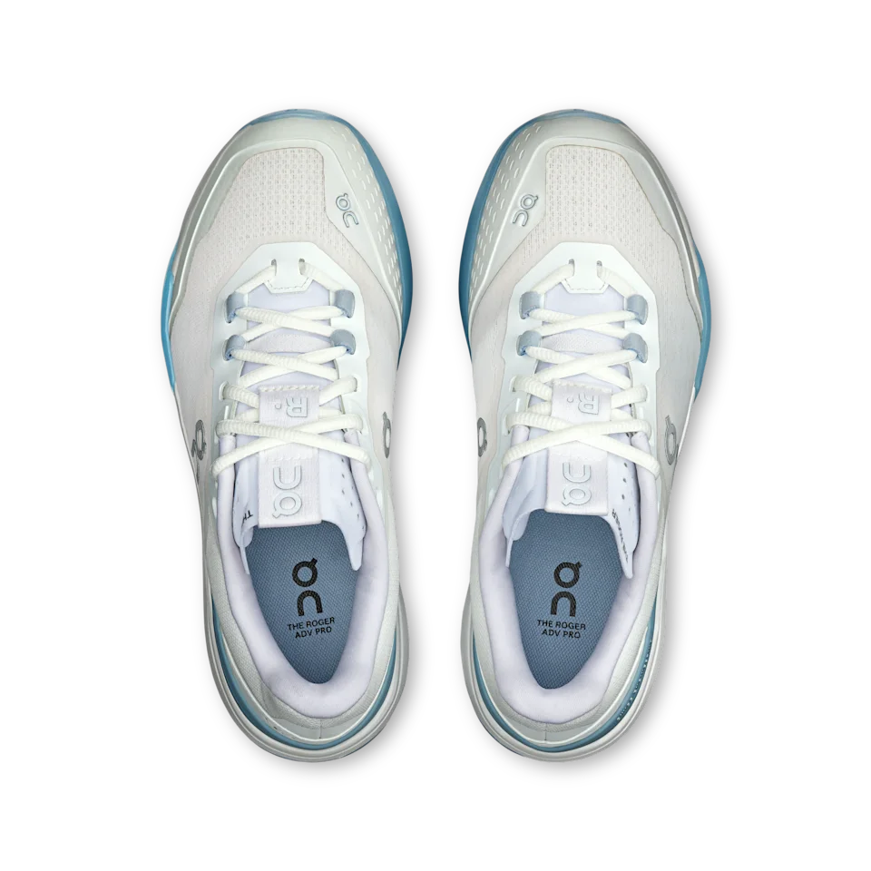 On THE ROGER Advantage Pro White & Chambray Feminino