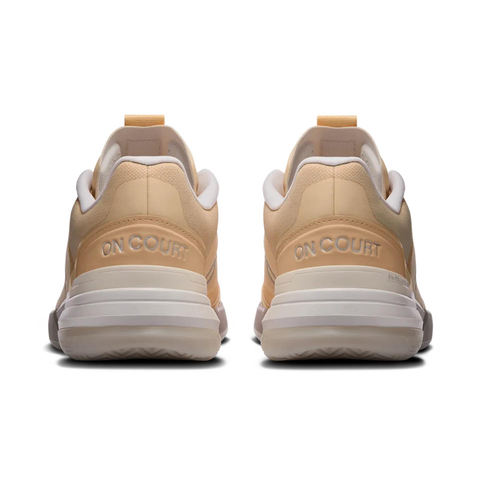 On THE ROGER Advantage Pro Blonde & Gardenia Feminino