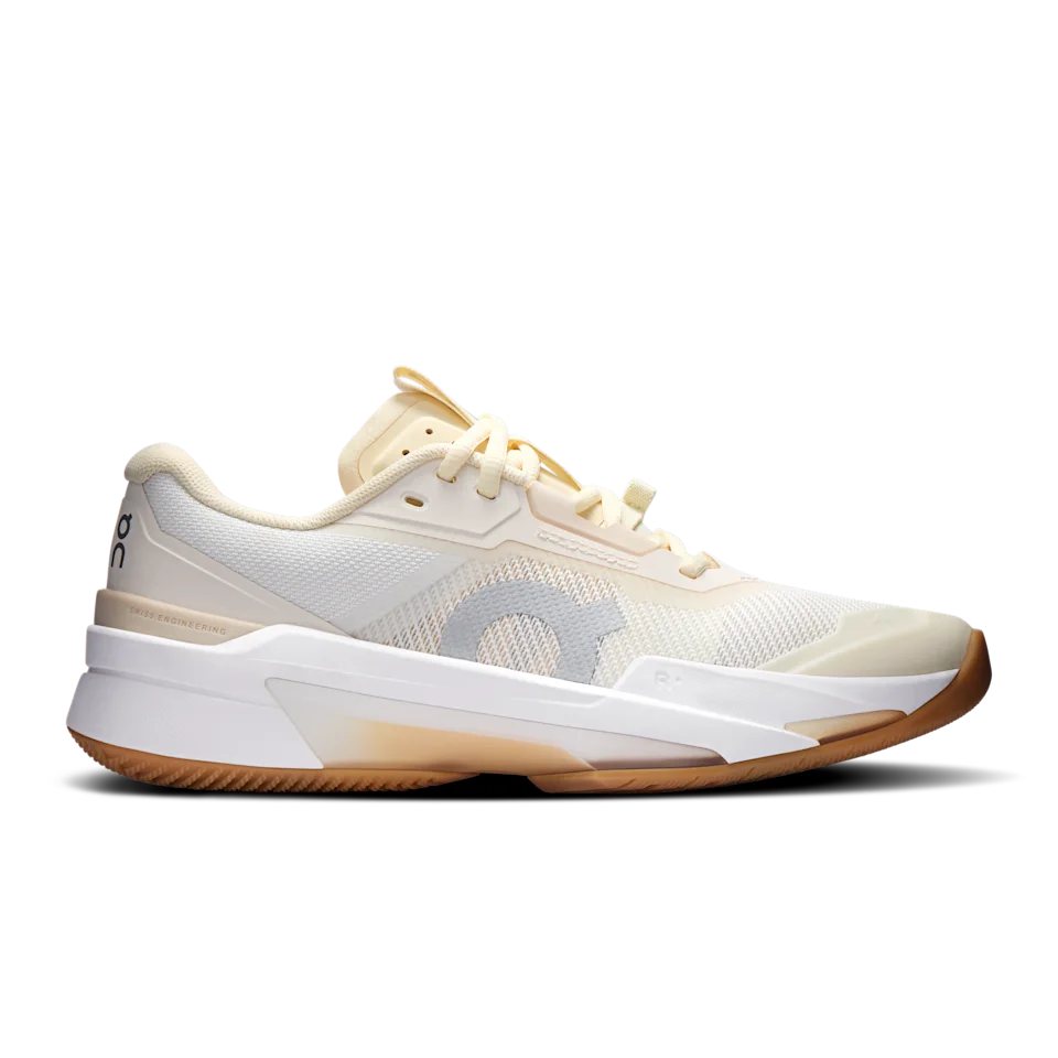 On THE ROGER Pro Fire Ivory & Sand Feminino