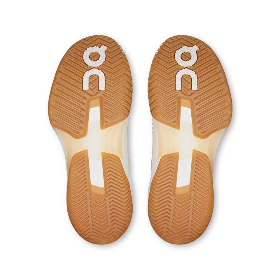 On THE ROGER Pro Fire Ivory & Sand Feminino