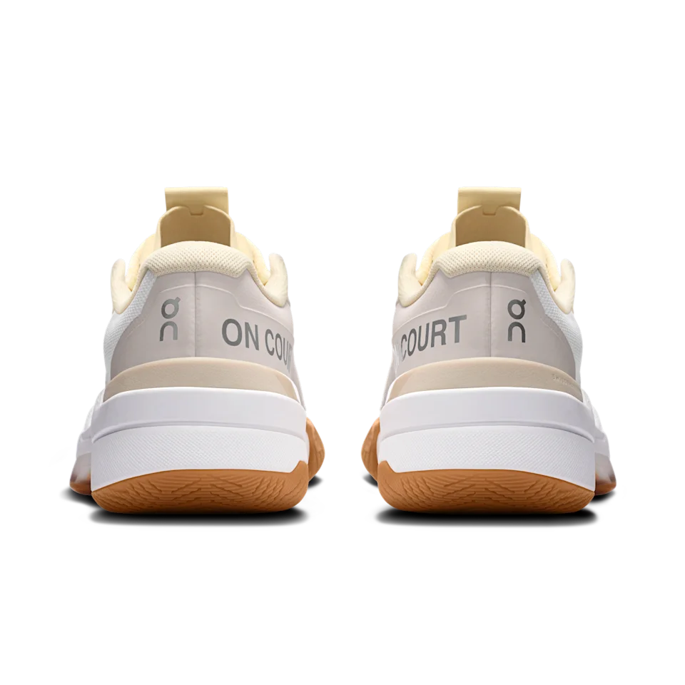 On THE ROGER Pro Fire Ivory & Sand Feminino