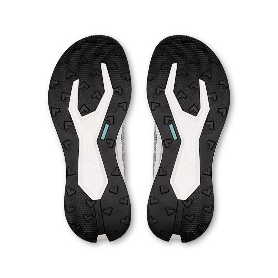 On Cloudultra 3 Rock & White Feminino