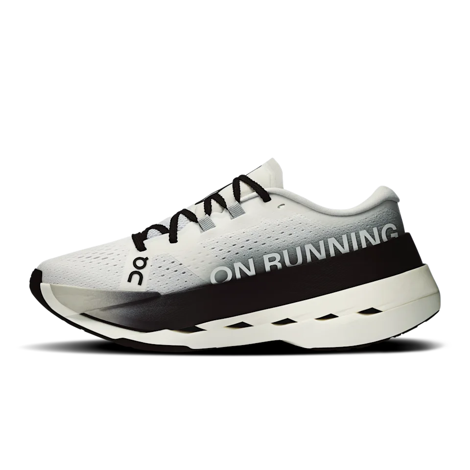 On Cloudboom Max White & Black Feminino