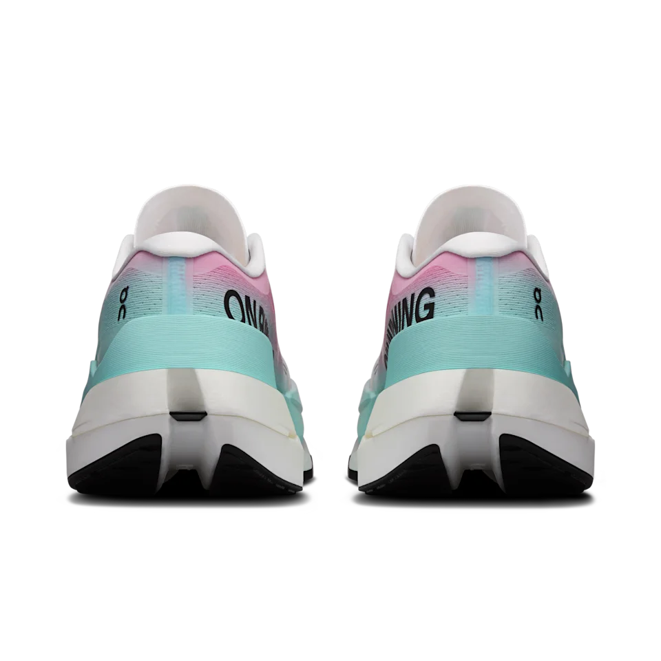On Cloudboom Max White & Celeste Feminino