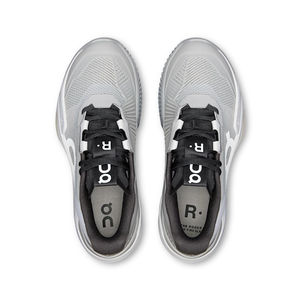On THE ROGER Pro Fire Clay Glacier & Black Feminino