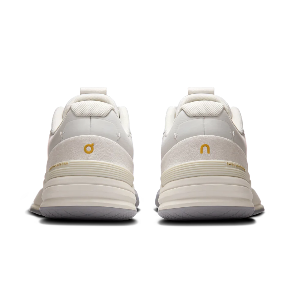 On THE ROGER Pro Ace Frost & Ore Feminino