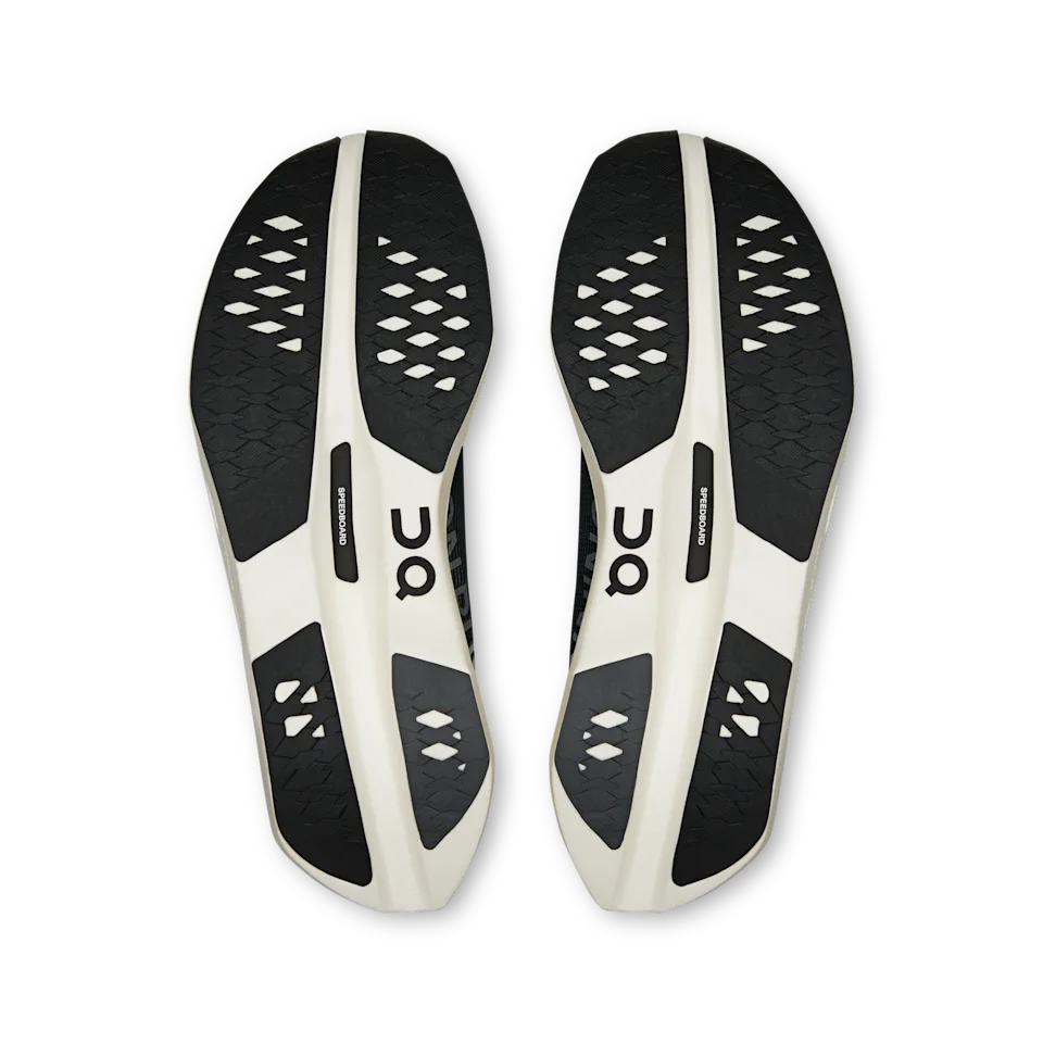 On Cloudboom Volt White & Black Feminino