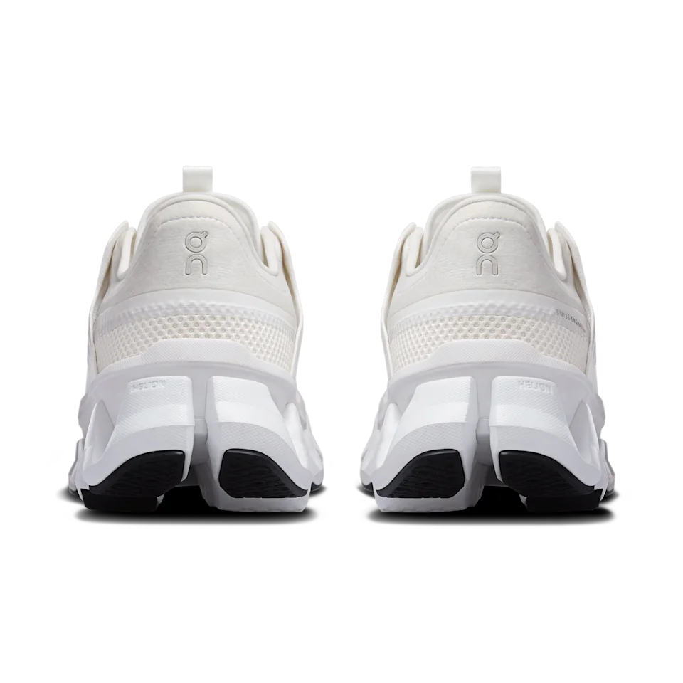 On Cloudswift Amp White & White Feminino