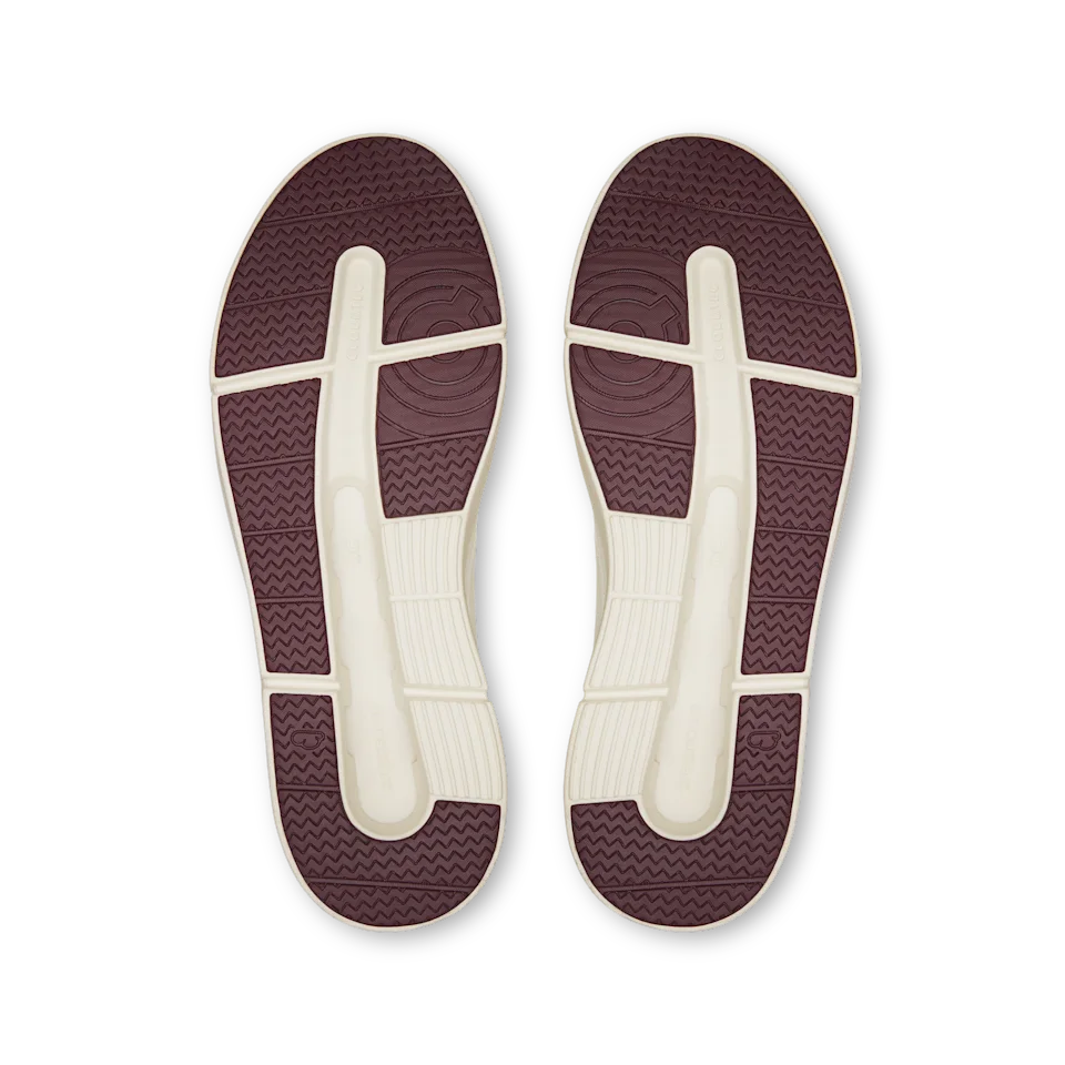 On THE ROGER Centre Court Ivory & Maroon Feminino