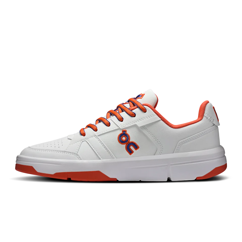 On THE ROGER Clubhouse Varsity White & Flame Feminino