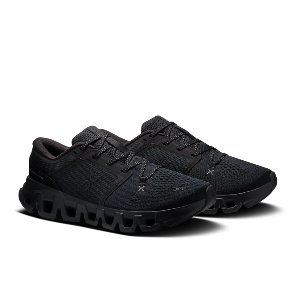 On Cloud X 5 Black & Black Feminino