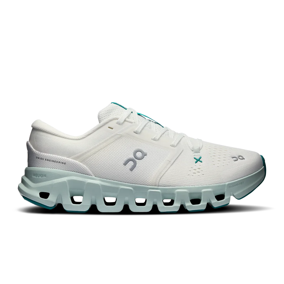 On Cloud X 5 Ivory & Surf Feminino – Treinos