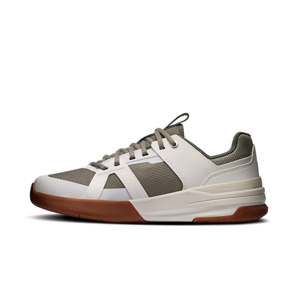 On THE ROGER Clubhouse Pro Youth Ivory & Olive 