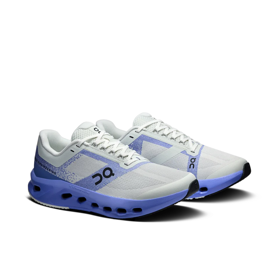 On Cloudsurfer Youth Sailor & Iceberg 
